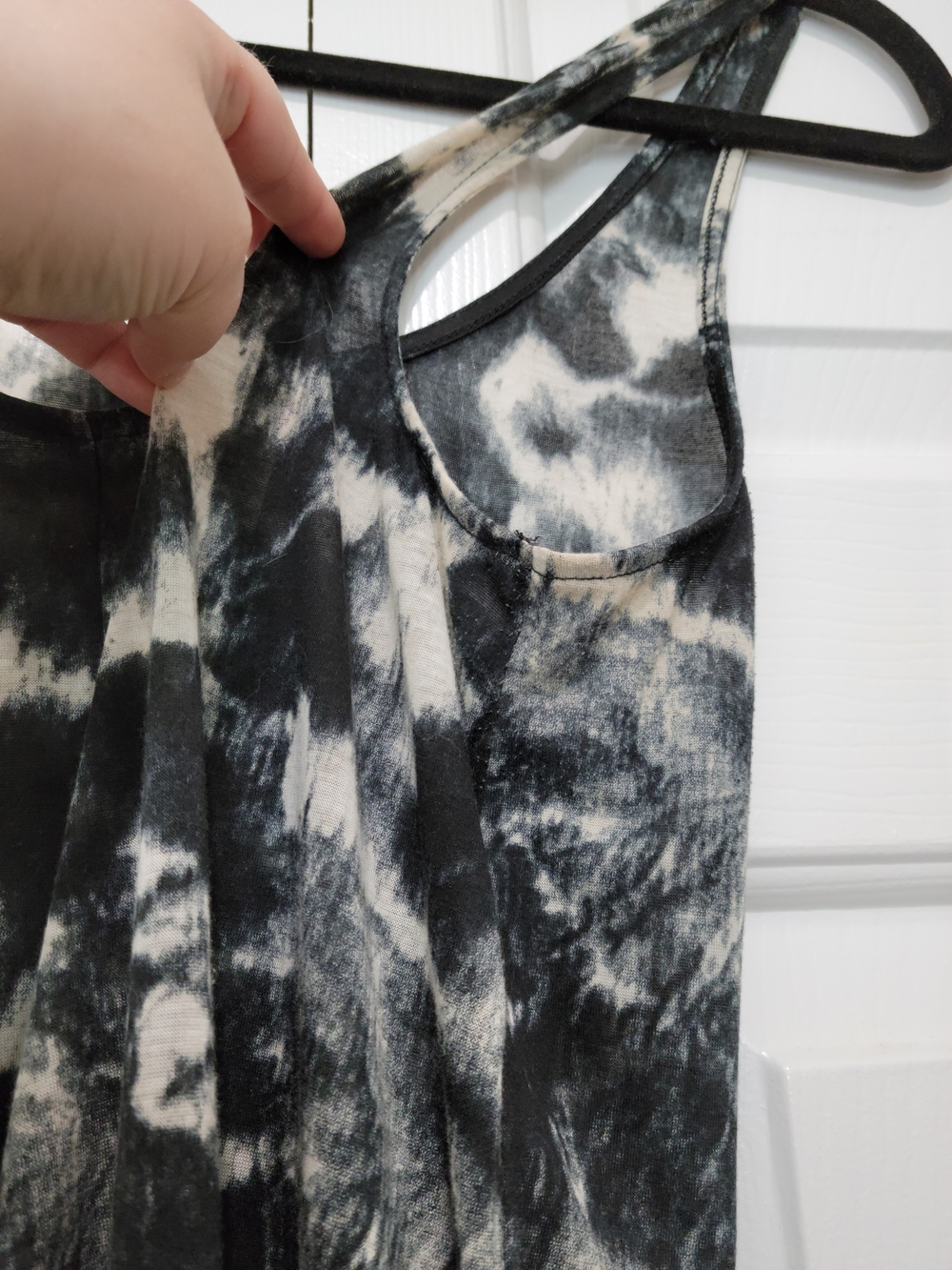 Express Black and White Tie-Dye Tank w/ Black Sheer High Low Hem - Picture 3 of 12